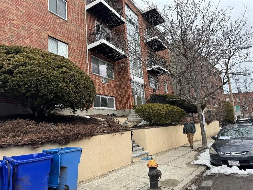 Unit for sale at 39 Englewood Ave, Boston, MA 02135