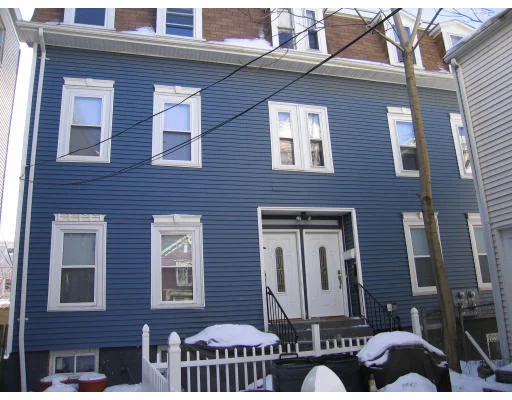 Unit for sale at 315 W 4th St, Boston, MA 02127