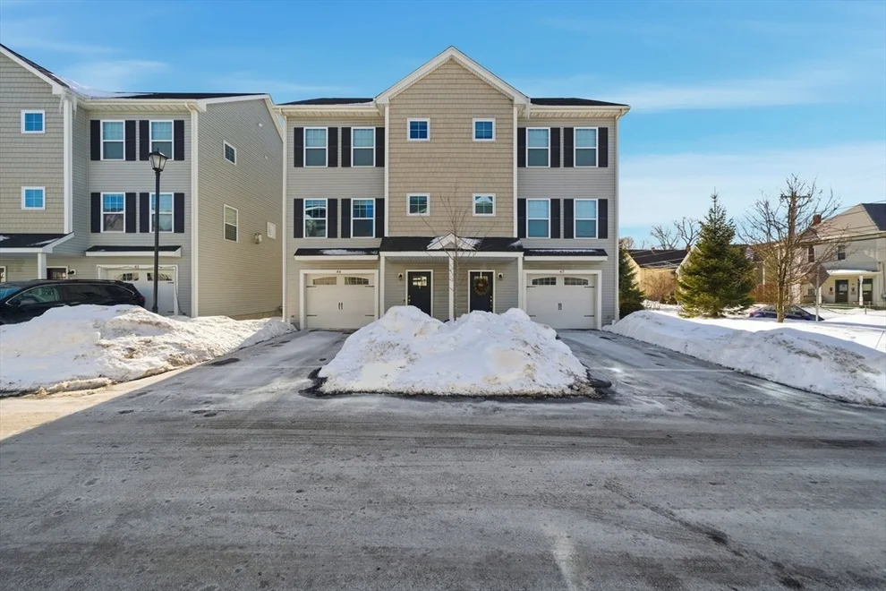 Unit for sale at 1400 Gorham St, Lowell, MA 01852