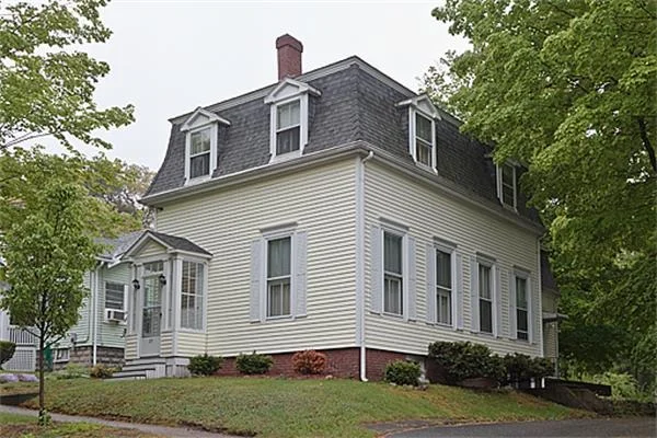 Unit for sale at 29 Prince Ave, Winchester, MA 01890