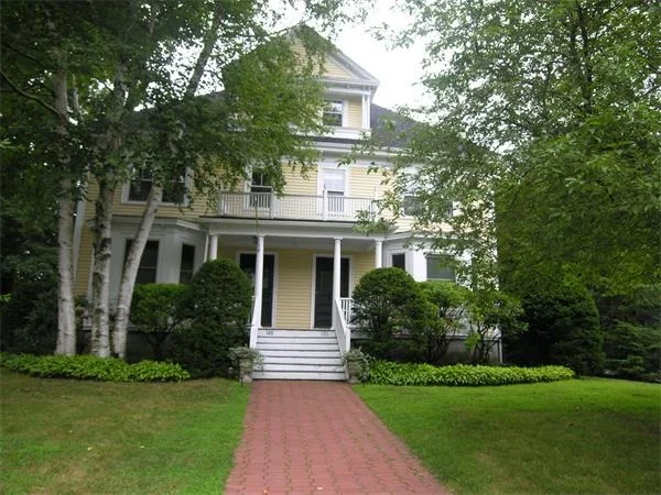 Unit for sale at 151 Hubbard, Concord, MA 01742
