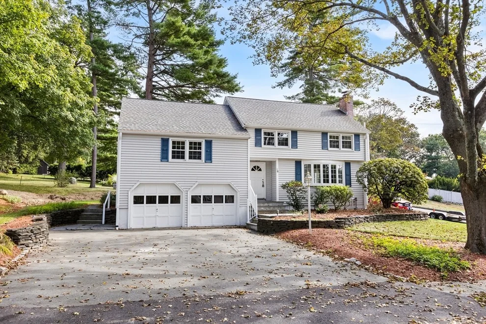 Unit for sale at 10 Gerry Road, Lynnfield, MA 01940