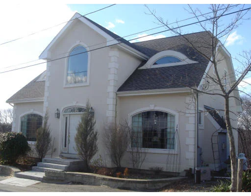 Unit for sale at 3 Ray Hill, Franklin, MA 02038