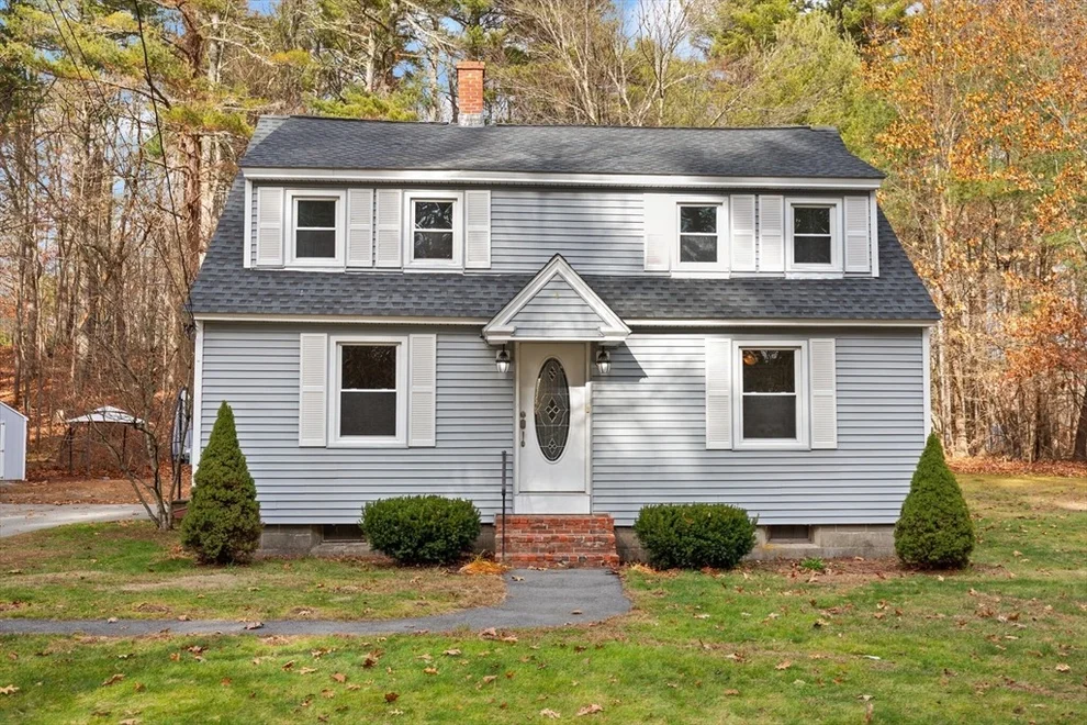 Unit for sale at 319 Pleasant St, Dunstable, MA 01827