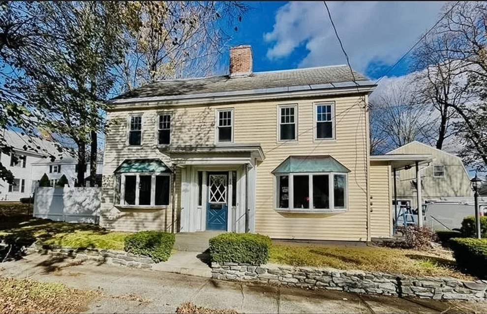 Unit for sale at 233 West St, Leominster, MA 01453