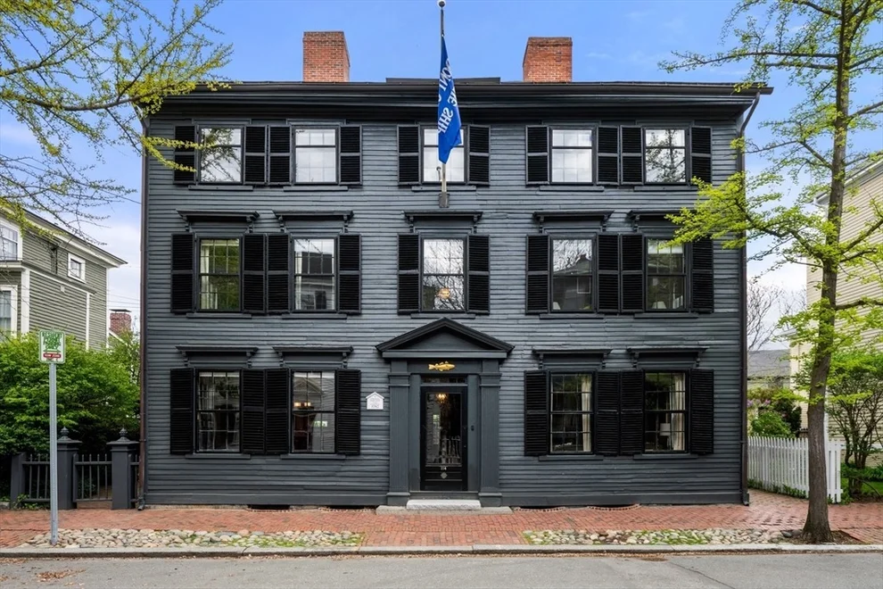 Unit for sale at 114 Federal St, Salem, MA 01970