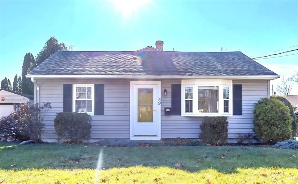 Unit for sale at 39 Mccarthy Ave, Chicopee, MA 01020