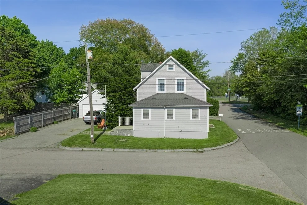 Unit for sale at 32 Mohill Ave, Swansea, MA 02777