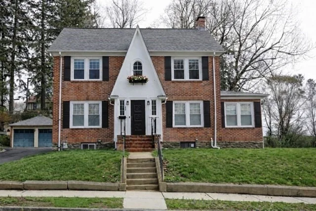 Unit for sale at 22 Longfellow Rd, Worcester, MA 01602