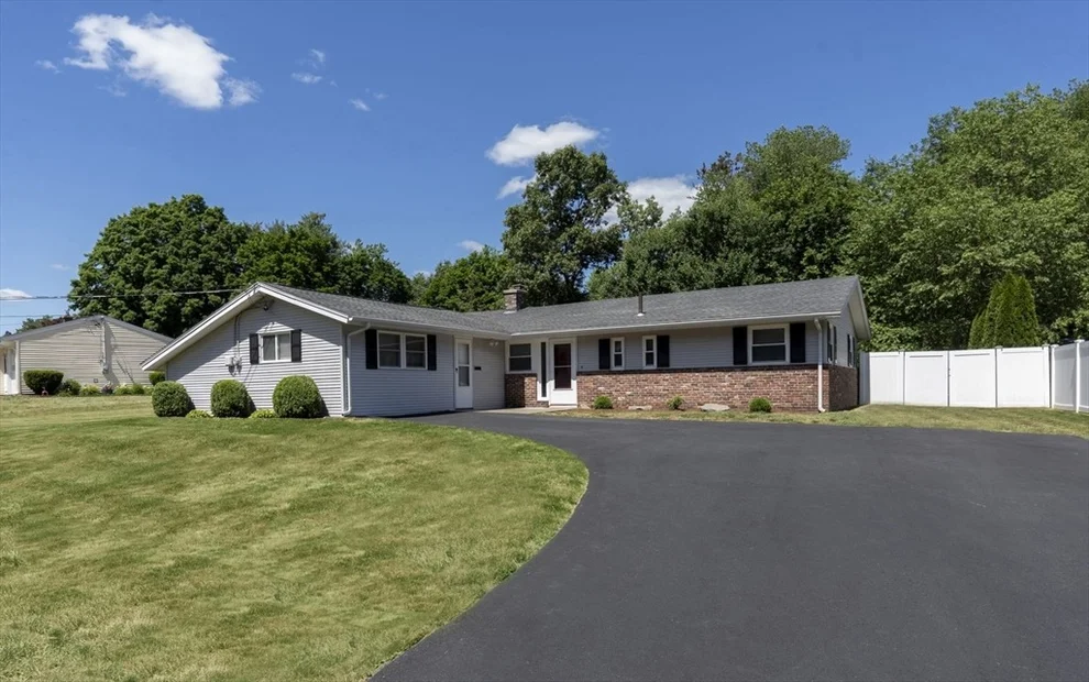 Unit for sale at 22 Temi Rd, Hudson, MA 01749