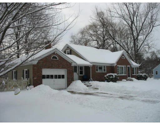 Unit for sale at 115 Fox Ave, Dracut, MA 01826