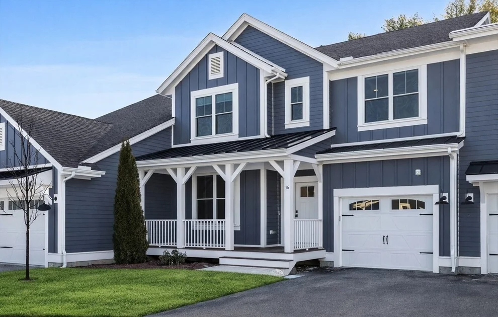 Unit for sale at 16 Lily Pond Ln, Lexington, MA 02420
