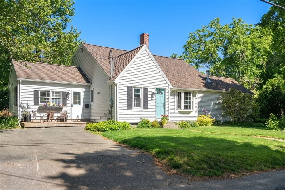 Unit for sale at 18 Lake St, Shrewsbury, MA 01545