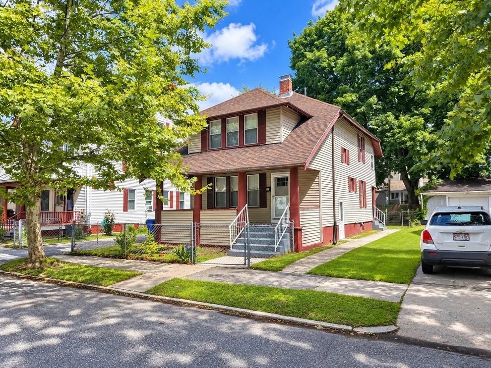 Unit for sale at 65 Rochelle St, Springfield, MA 01109