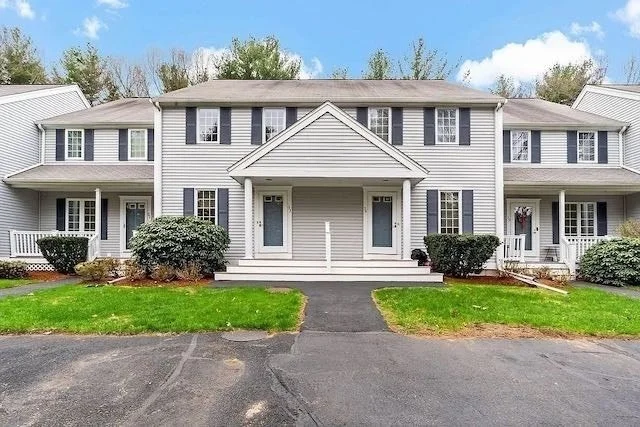 Unit for sale at 283 East Main, Norton, MA 02766
