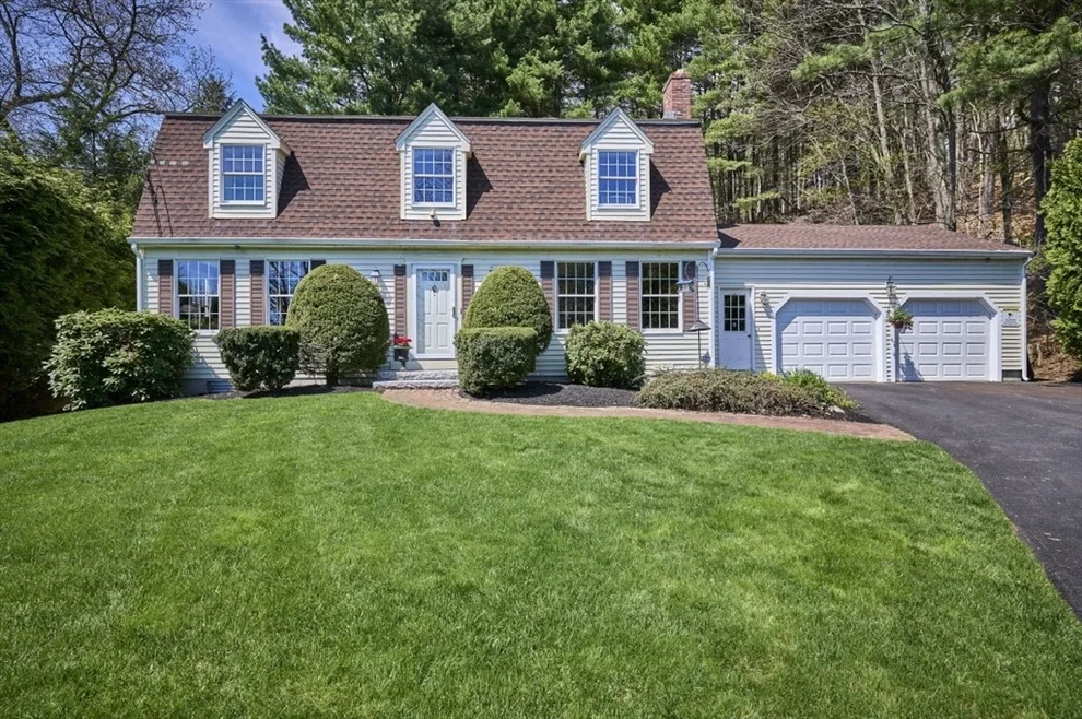 Unit for sale at 70 Harrington Rd, Framingham, MA 01701