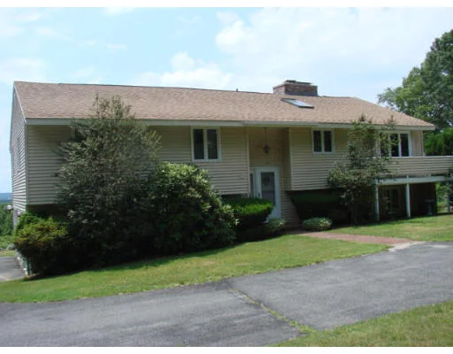 Unit for sale at 51 Gulf Street, Shrewsbury, MA 01545