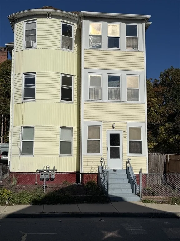 Unit for sale at 180 Canterbury St, Worcester, MA 01603
