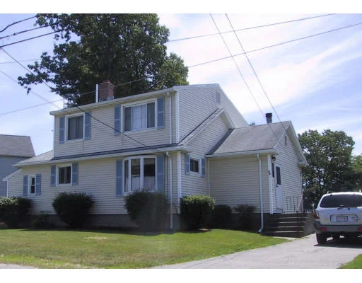 Unit for sale at 31 Aberdeen Rd, Framingham, MA 01702
