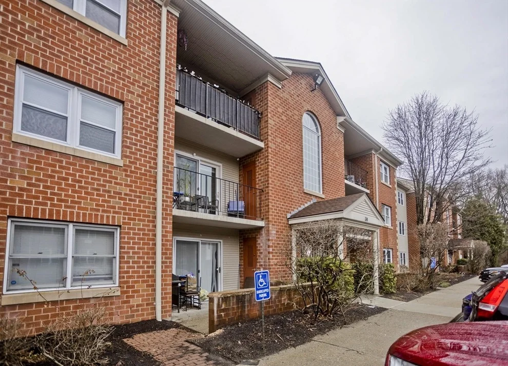 Unit for sale at 34 Maple Crest Cir, Holyoke, MA 01040