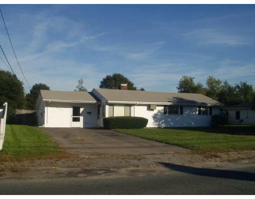 Unit for sale at 326 Plymouth St, Holbrook, MA 02343