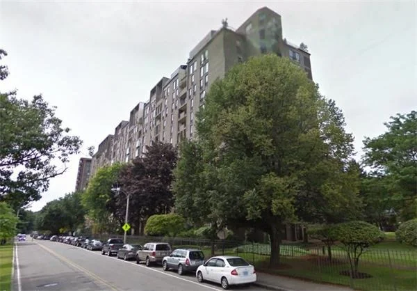 Unit for sale at 99 Pond Ave, Brookline, MA 02445