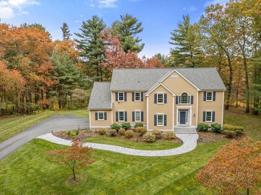 Unit for sale at 34 Christopher Ln, Sudbury, MA 01776