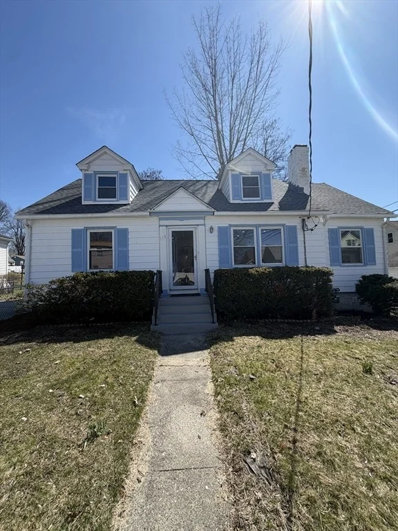 Unit for sale at 113 Lexington St, Springfield, MA 01107