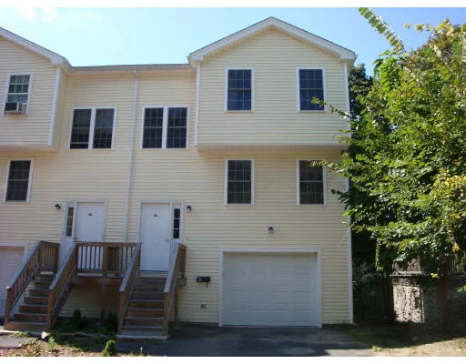 Unit for sale at 6-A Quincy St, Worcester, MA 01609