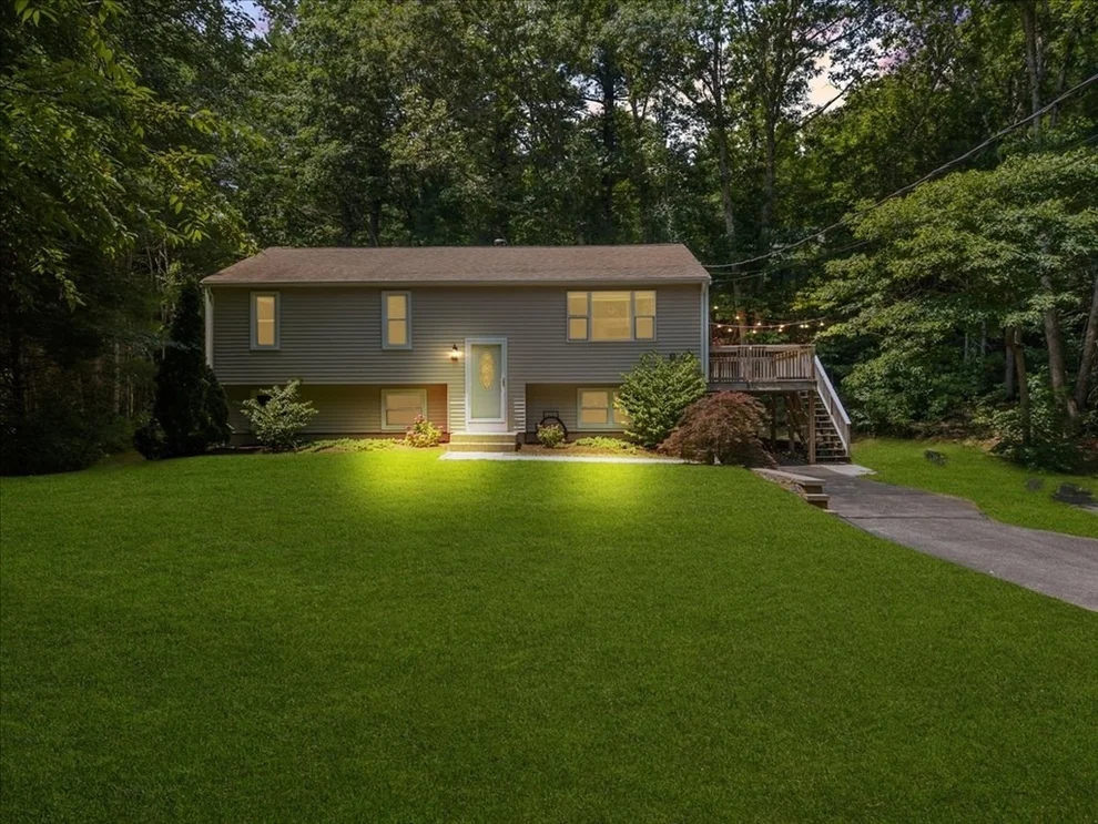 Unit for sale at 877 Federal Furnace Road, Plymouth, MA 02360