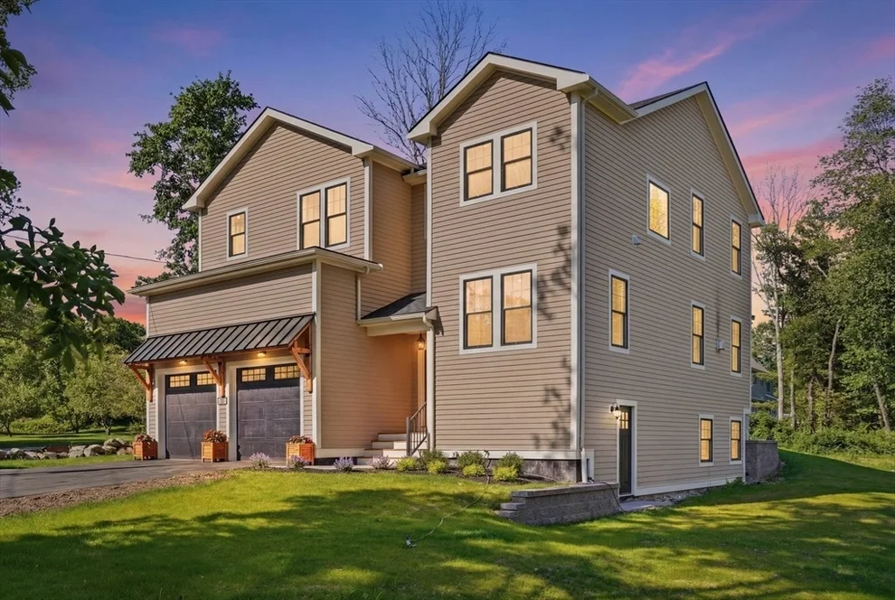 Unit for sale at 131 Maple Street, Scituate, MA 02066