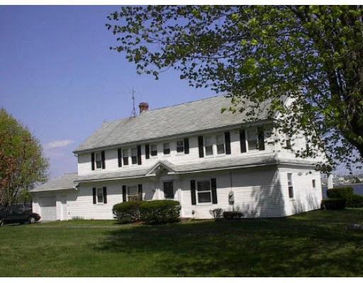 Unit for sale at 1332 Gardners Neck Rd., Swansea, MA 02777