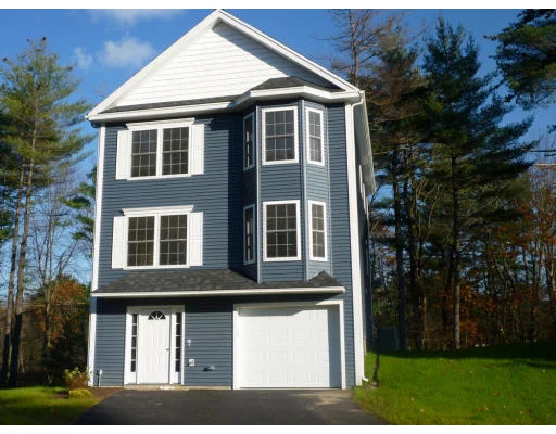 Unit for sale at 117 Pinehurst Ave, Billerica, MA 01821