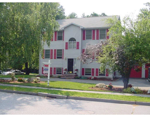 Unit for sale at 7 Patches Pond Lane, Wilmington, MA 01887