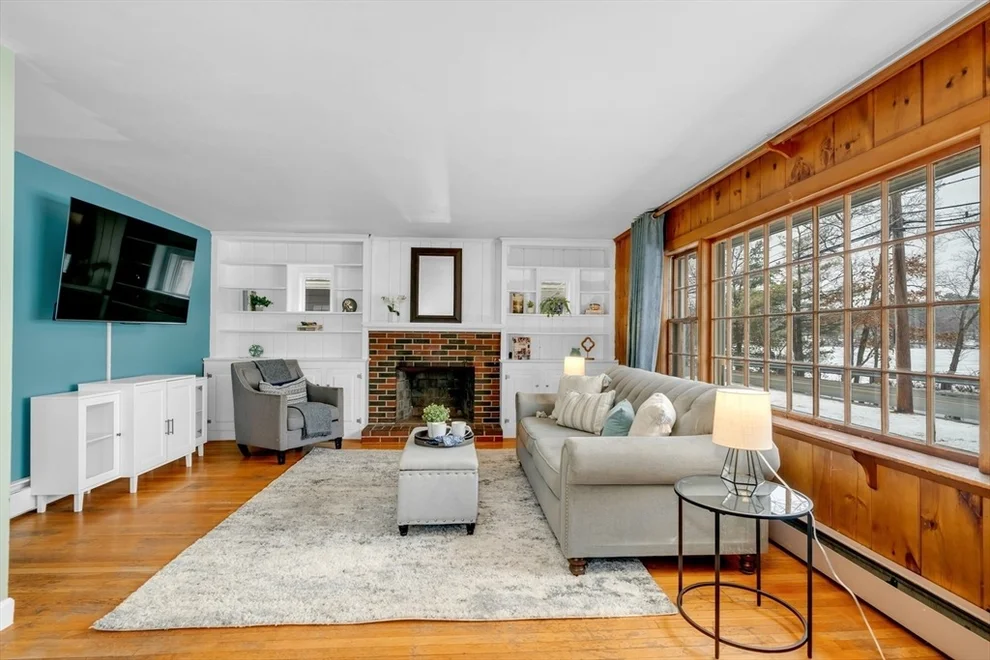 Unit for sale at 69 Pond St, Georgetown, MA 01833