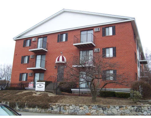 Unit for sale at 56 Edgeworth St, Worcester, MA 01605