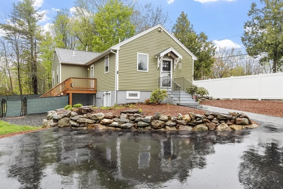 Unit for sale at 151 Gardner Rd, Winchendon, MA 01475
