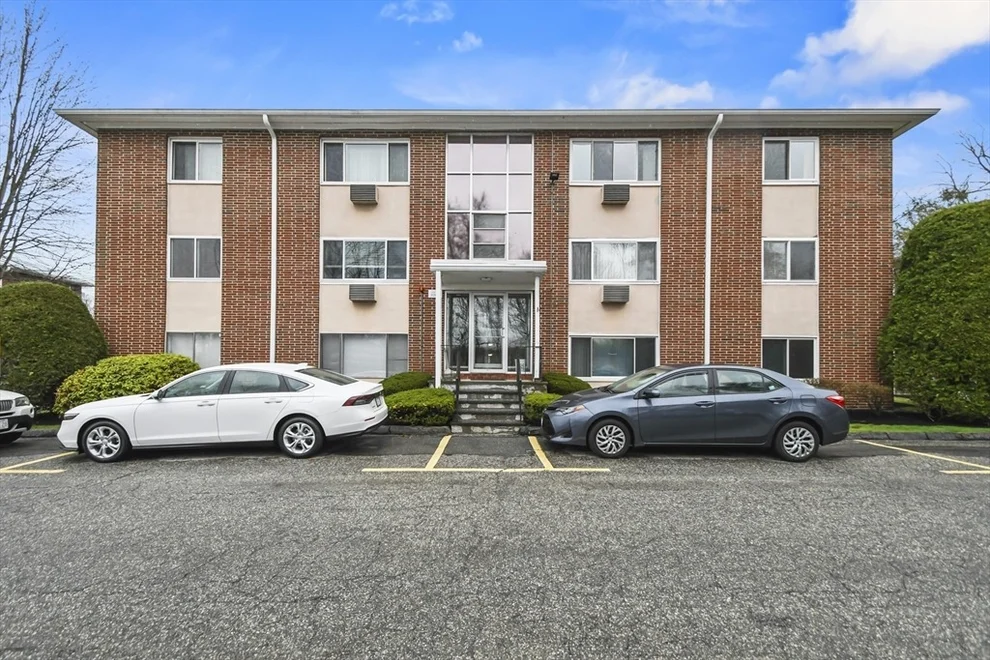 Unit for sale at 4 Albert Drive, Woburn, MA 01801