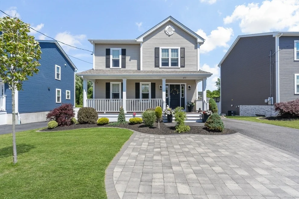 Unit for sale at 670 Bay St, Fall River, MA 02724