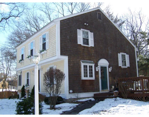 Unit for sale at 122 Washington Ave., Marshfield, MA 02050