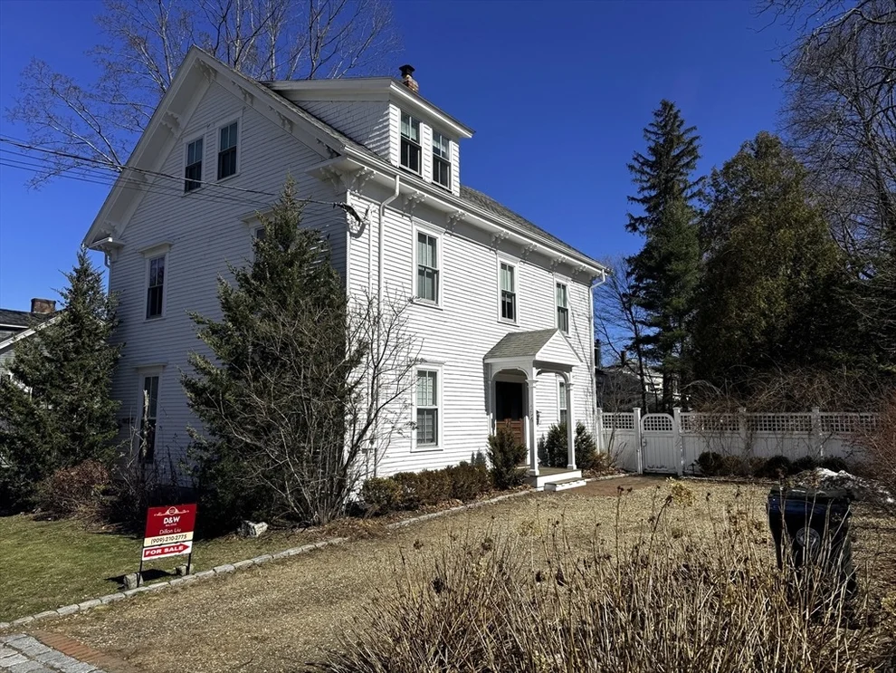 Unit for sale at 154 Main St, Andover, MA 01810