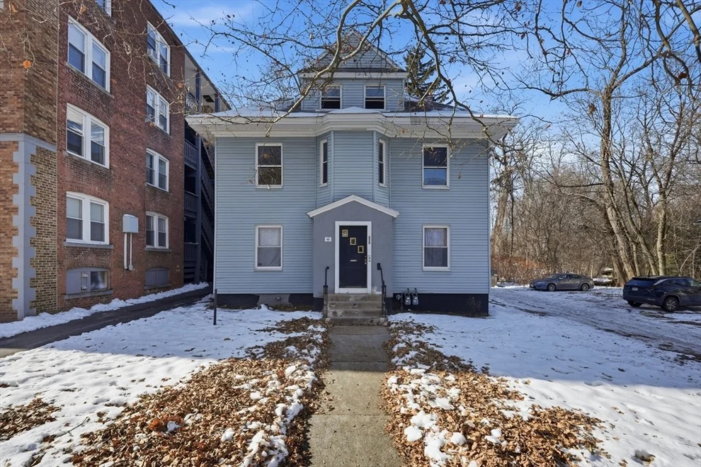 Unit for sale at 226 Fort Pleasant Ave, Springfield, MA 01108