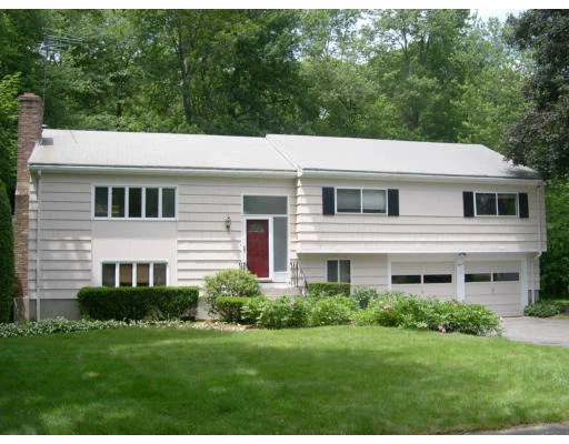 Unit for sale at 7 Aqueduct Rd, Natick, MA 01760