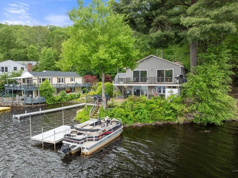 Unit for sale at 11 Leisure Dr, Holland, MA 01521