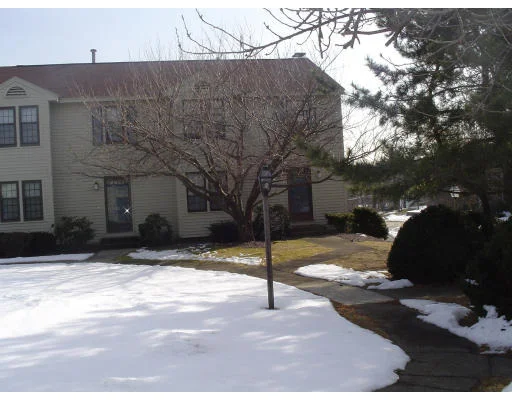 Unit for sale at 25 Apache Way, Tewksbury, MA 01876