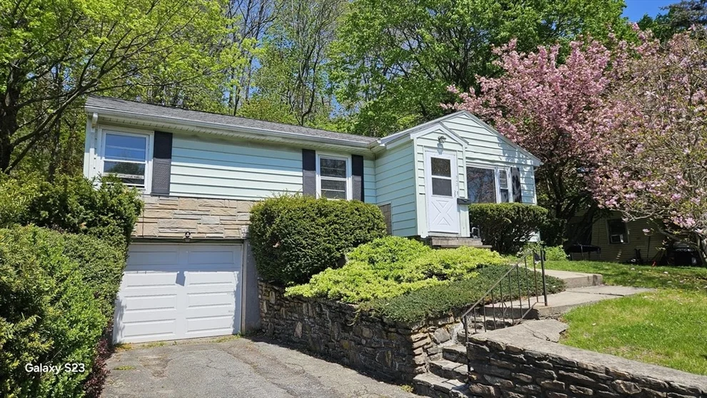 Unit for sale at 543 Chandler St, Worcester, MA 01602