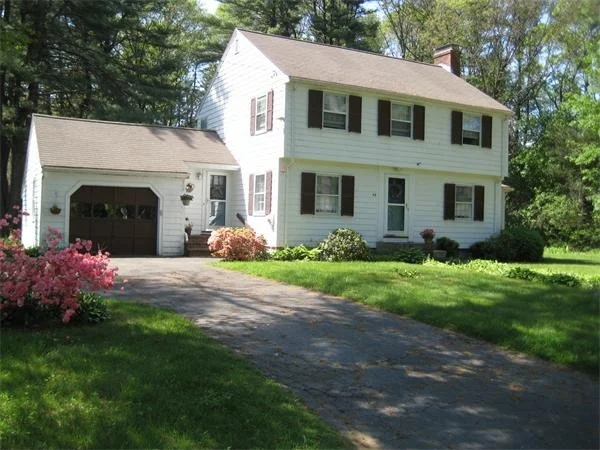 Unit for sale at 32 Kinsman, Topsfield, MA 01983