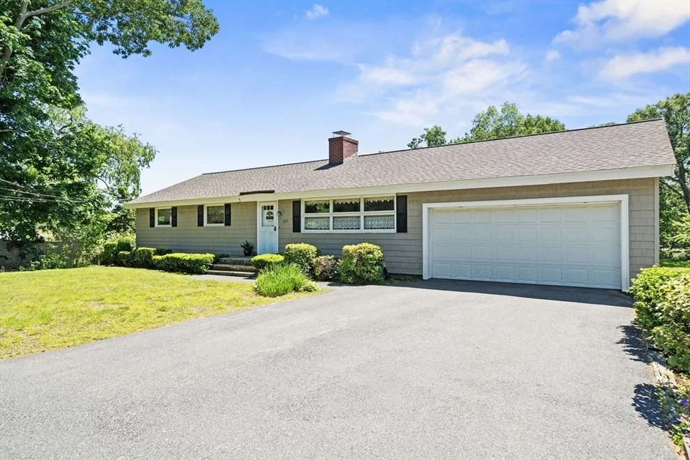 Unit for sale at 111 Hamilton St, Saugus, MA 01906