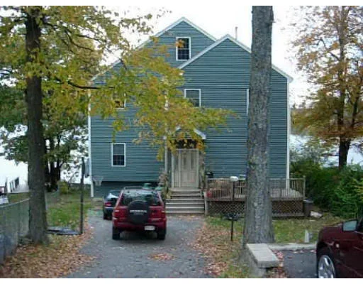 Unit for sale at 4 Bumpy Lane, Methuen, MA 01844