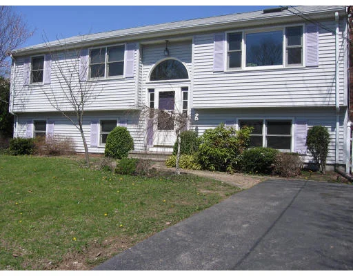 Unit for sale at 105 Holcott Dr, Attleboro, MA 02703